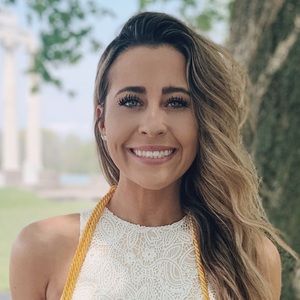 Meet your Posher, Dana